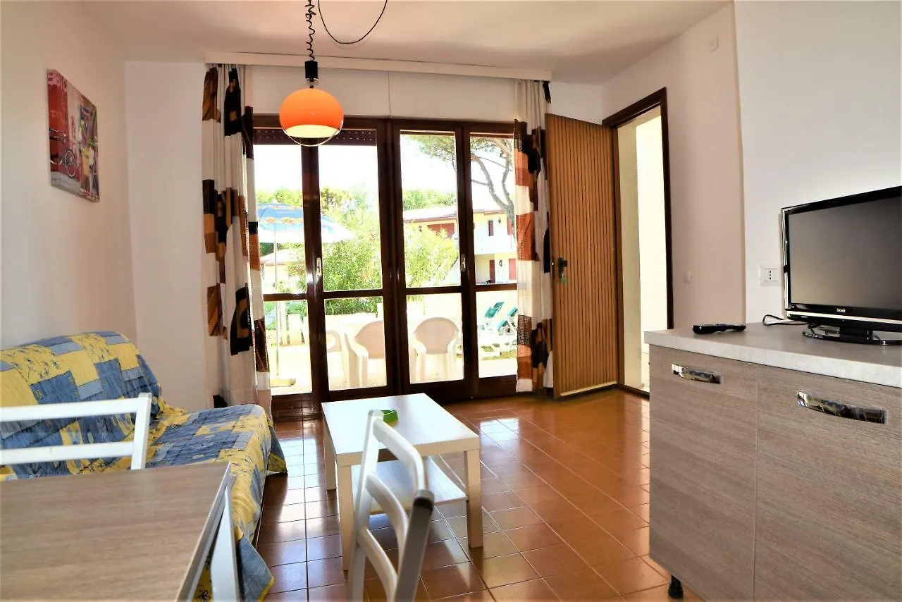 Villaggio Anna Bibione 0*,